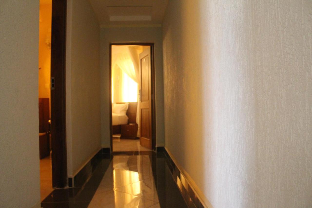 Prinias Hotel 基苏木 外观 照片