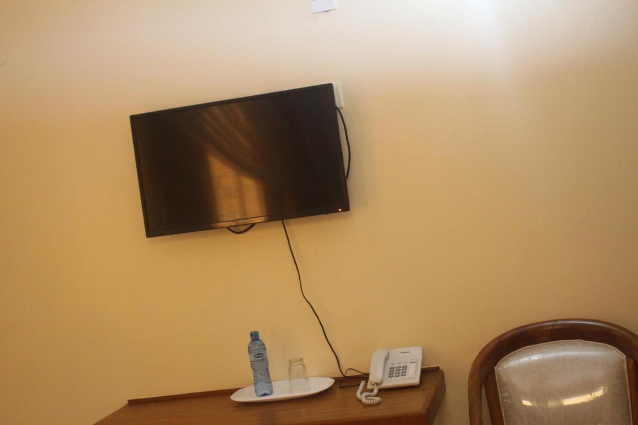 Prinias Hotel 基苏木 外观 照片